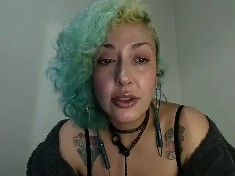 MariLouM online show from 05.17.26