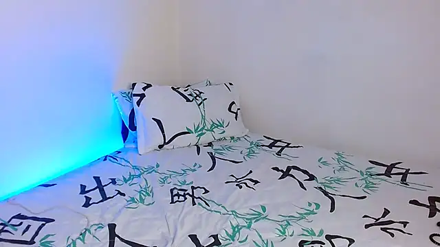 Mehottie29 online show from 09.25.25