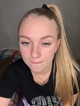 Barbie Lis online show from 12.13.24