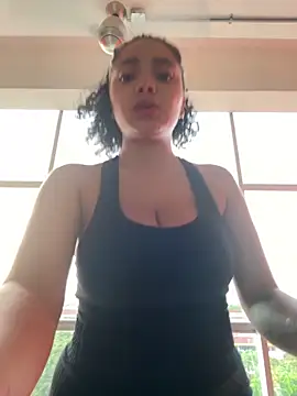 Snapshot of Mariecurl chatting on 01.23.25 Mariecurl online show from 01.23.25