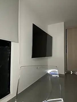 Mariecurl online show from 04.05.26