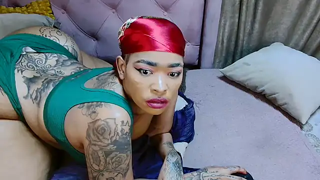 Snapshot of AFRICANGODDESSXXX chatting on 11.11.25 AFRICANGODDESSXXX online show from 11.11.25