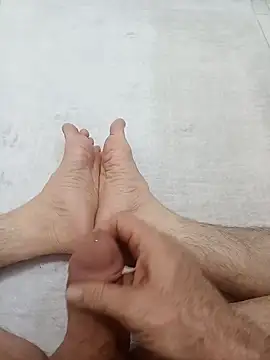 Hardapple01 online show from 12.10.24