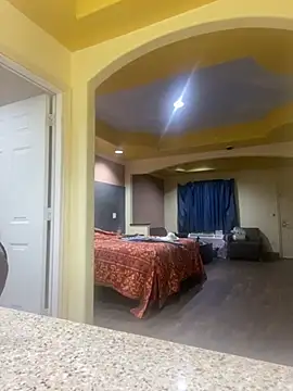 Snapshot of SlimBeenBadd1981 chatting on 02.26.25 SlimBeenBadd1981 online show from 02.26.25