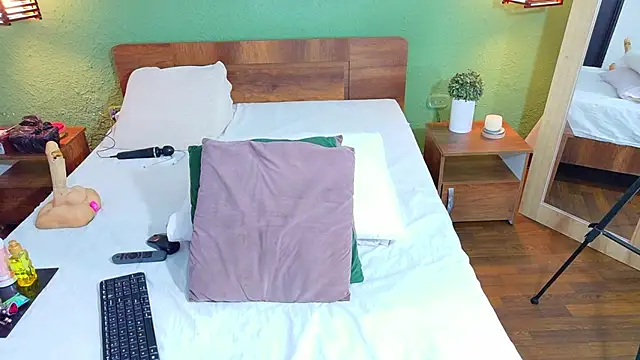 Snapshot of dannaahbrown chatting on 10.09.25 dannaahbrown online show from 10.09.25