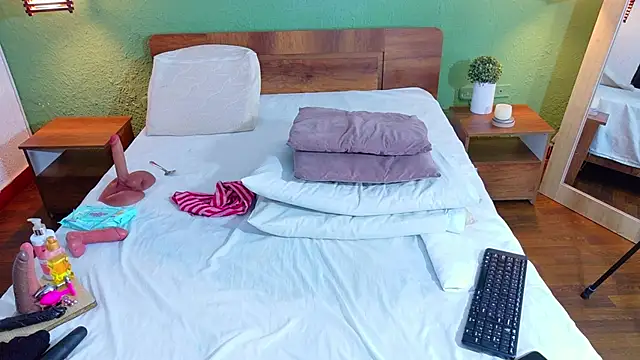 dannaahbrown online show from 02.27.26