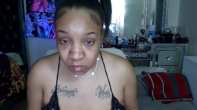 YasmineMinaj online show from 01.27.25