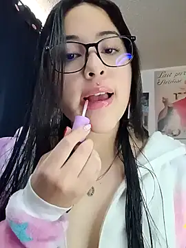 Snapshot of persefone_core chatting on 12.13.24 persefone core online show from 12.13.24