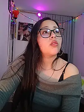 Snapshot of persefone_core chatting on 01.18.26 persefone core online show from 01.18.26