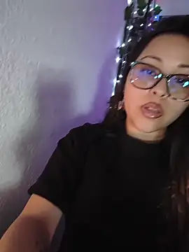 Snapshot of persefone_core chatting on 02.21.26 persefone core online show from 02.21.26