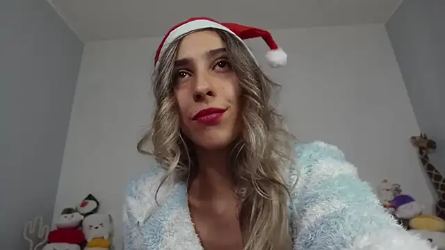 Chiara 2002 online show from 12.29.24