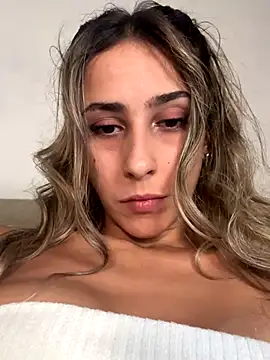 Chiara 2002 online show from 10.06.25