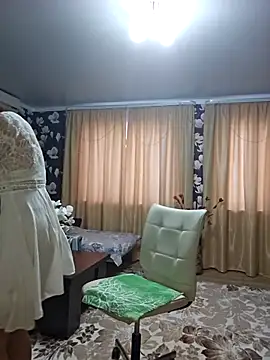 Snapshot of LybovNTV chatting on 03.02.25 LybovNTV online show from 03.02.25