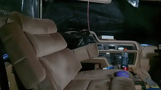 Snapshot of JunkieLiLMethWhore chatting on 12.05.25 JunkieLiLMethWhore online show from 12.05.25