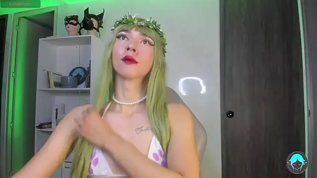 sofi elfqueen online show from 03.01.25