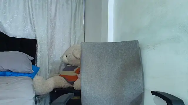 sam her online show from 09.18.25