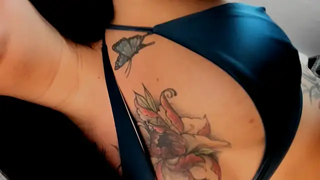 Alexamonstercocktsx online show from 12.10.24