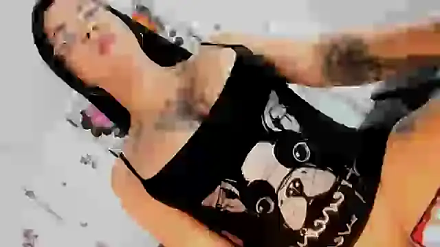 Alexamonstercocktsx online show from 02.22.25