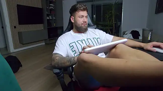 UbbeViking online show from 03.05.25