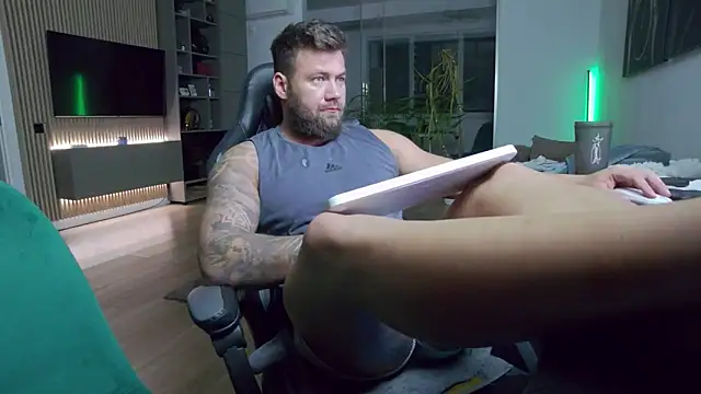 UbbeViking online show from 10.30.25