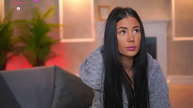 Abbela White online show from 09.13.25