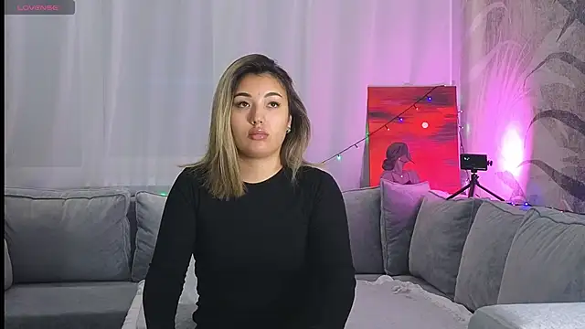 lily  foster online show from 01.05.25