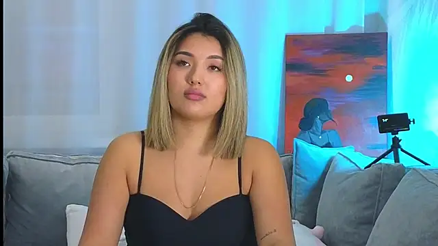 lily  foster online show from 01.23.25