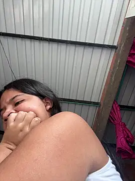 moncerrat luna online show from 03.18.25