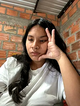 moncerrat luna online show from 11.16.25