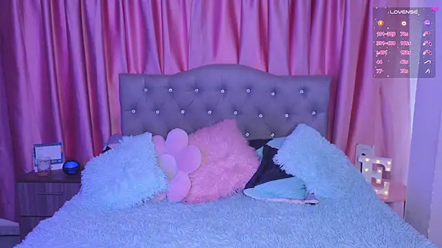 Emiily Scott1 online show from 11.28.25