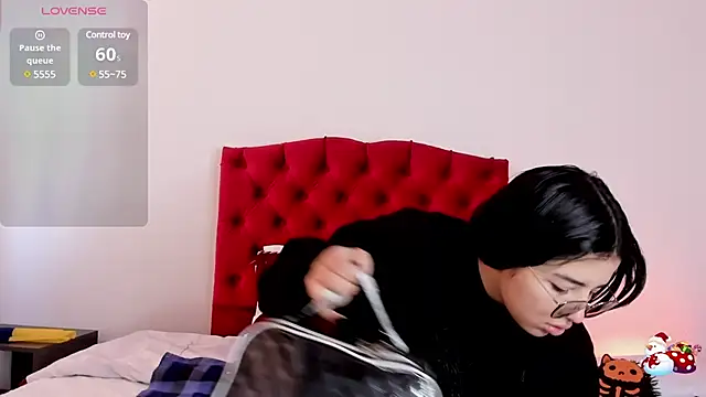 aliice walker  online show from 12.11.24