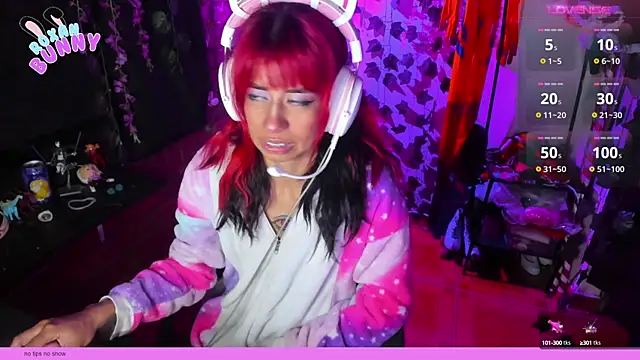 Roxanbunny1 online show from 02.10.25