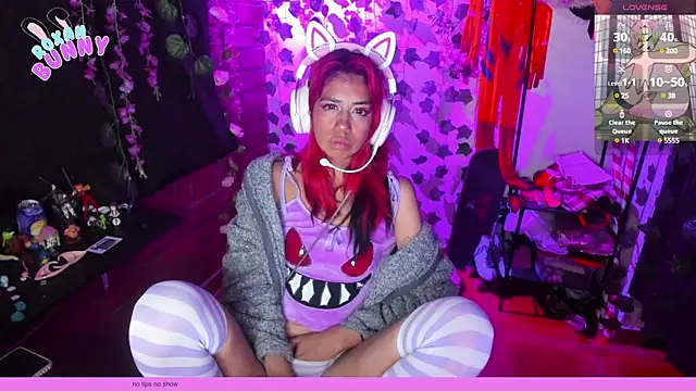 Roxanbunny1 online show from 02.19.25