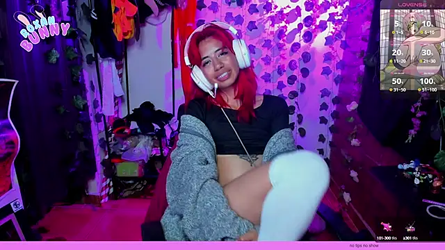 Roxanbunny1 online show from 03.15.25