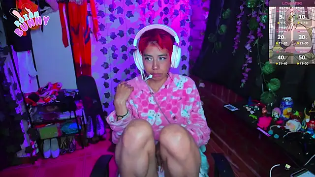 Roxanbunny1 online show from 03.19.25