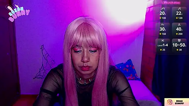Roxanbunny1 online show from 10.05.25