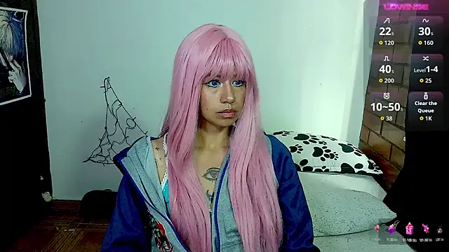 Roxanbunny1 online show from 10.23.25