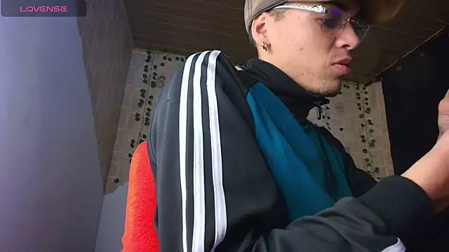 kisstarxxx online show from 09.23.25