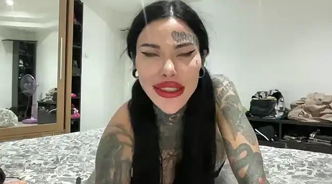 claudiacvc95 online show from 12.06.24