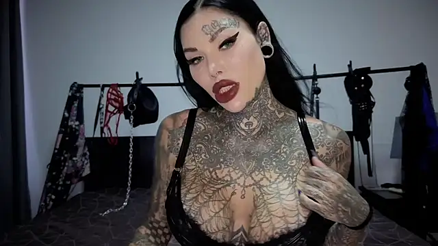 claudiacvc95 online show from 02.20.26