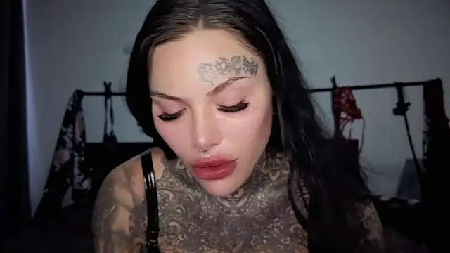 claudiacvc95 online show from 04.18.26