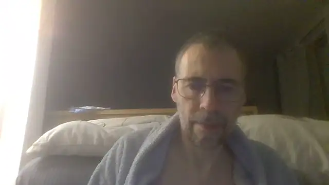 ptitcanard60600 online show from 10.12.25