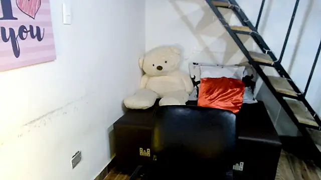 samantha baby  online show from 01.24.25