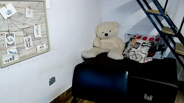 samantha baby  online show from 03.16.25