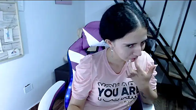 samantha baby  online show from 09.20.25