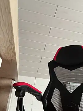 Snapshot of _Mustj chatting on 02.10.25 Mustj online show from 02.10.25