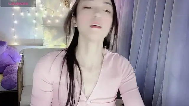 Snapshot of Southerly chatting on 02.18.25 Southerly online show from 02.18.25