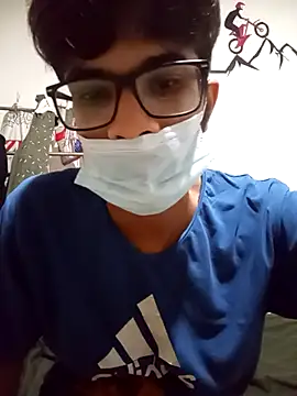 Snapshot of kushan_Madu chatting on 12.04.25 kushan Madu online show from 12.04.25