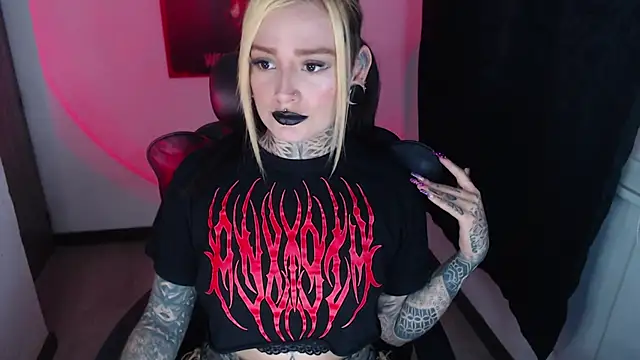 Snapshot of Anaii_Gomez chatting on 01.08.25 Anaii Gomez online show from 01.08.25