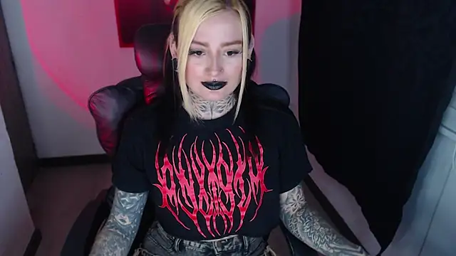 Snapshot of Anaii_Gomez chatting on 01.08.25 Anaii Gomez online show from 01.08.25